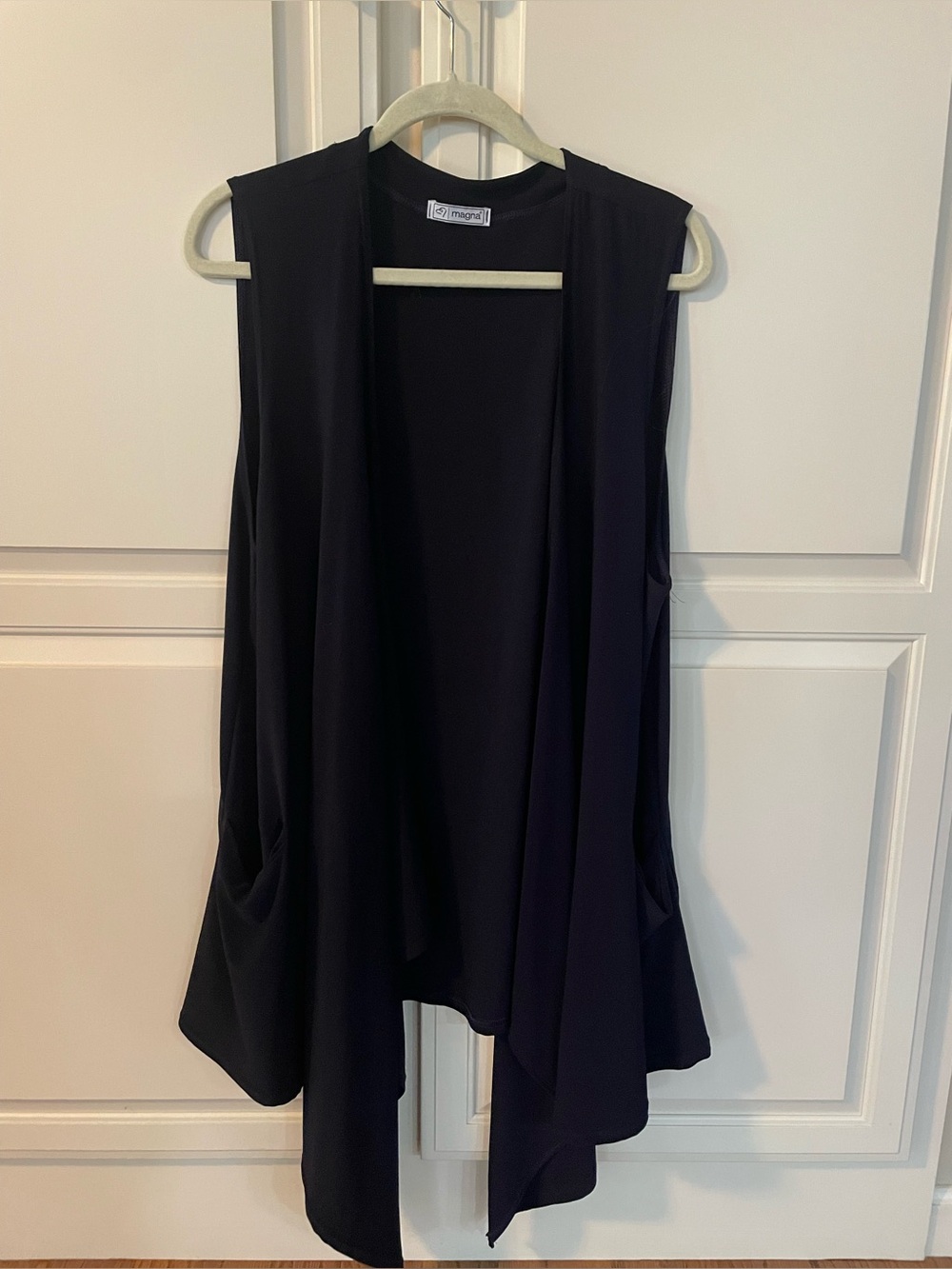Magna Black Open-Front Drape Vest with Pockets | Plus Size 26/28